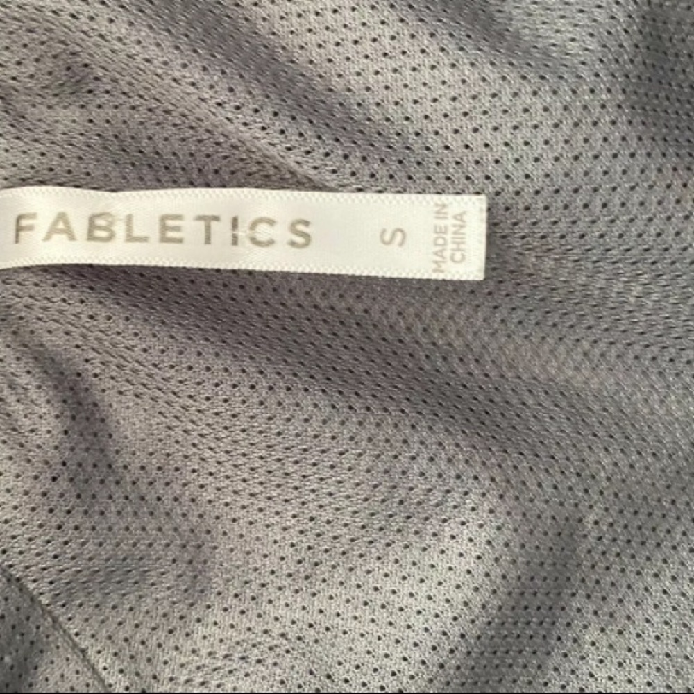 Fabletics Gray Windbreaker Pullover Jacket Size S - image 8